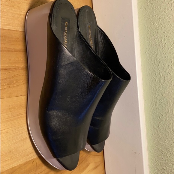 Donna Karan Reisley Platform Mule Slides—Size 9 - Picture 2 of 6